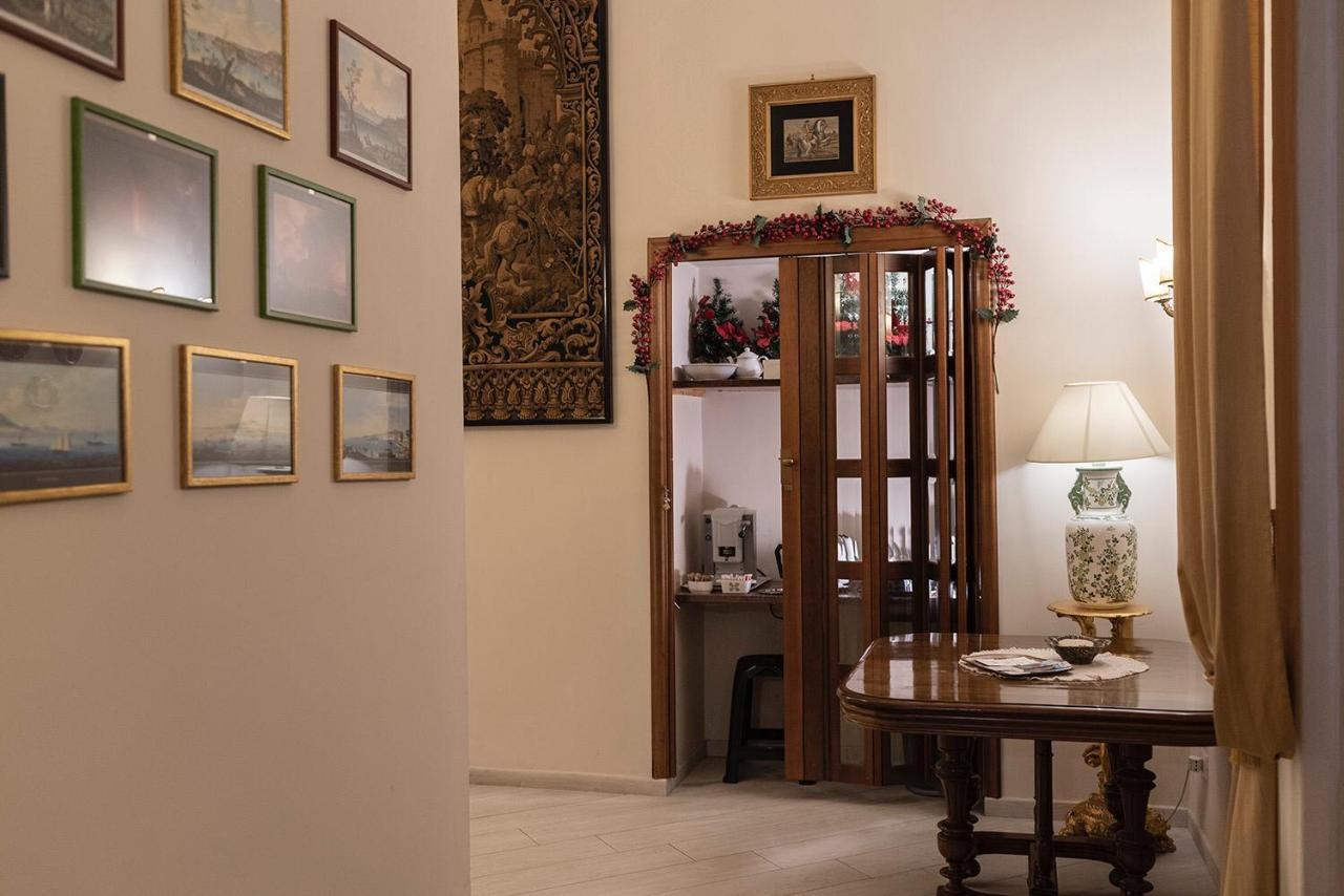 Domus Borbonica Bed & Breakfast Napoli Exterior foto