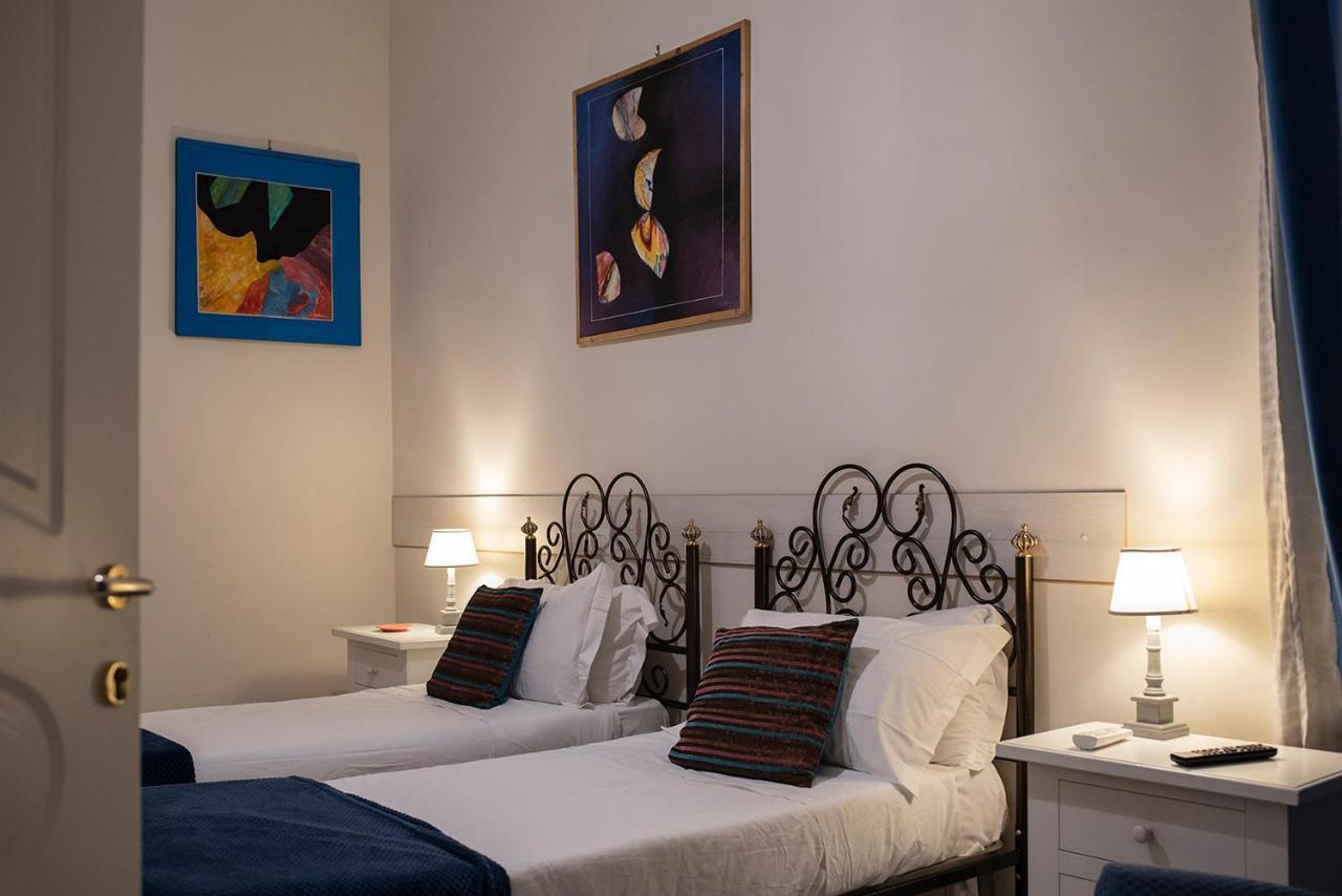 Domus Borbonica Bed & Breakfast Napoli Exterior foto