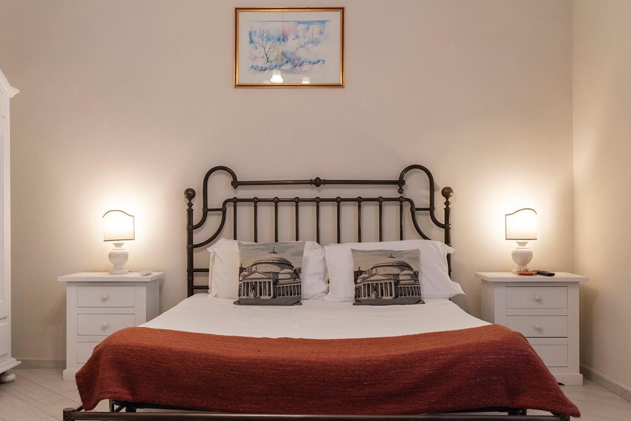Domus Borbonica Bed & Breakfast Napoli Exterior foto