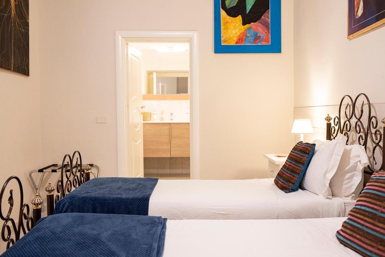 Domus Borbonica Bed & Breakfast Napoli Exterior foto