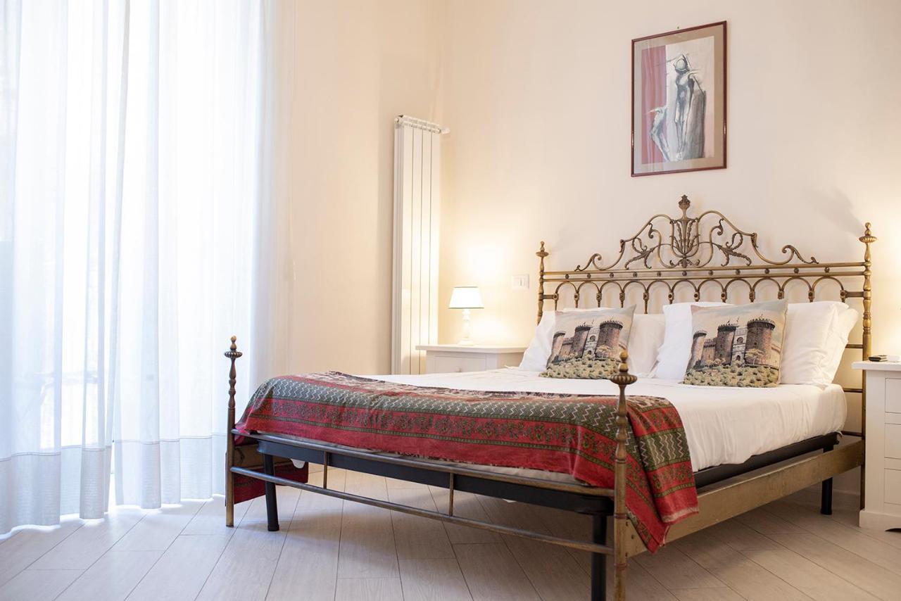 Domus Borbonica Bed & Breakfast Napoli Exterior foto