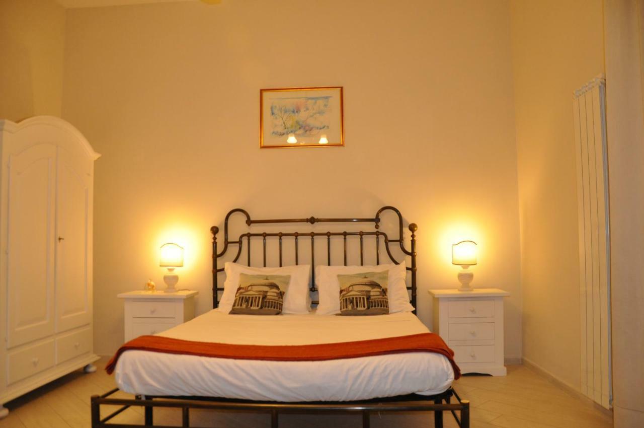 Domus Borbonica Bed & Breakfast Napoli Exterior foto