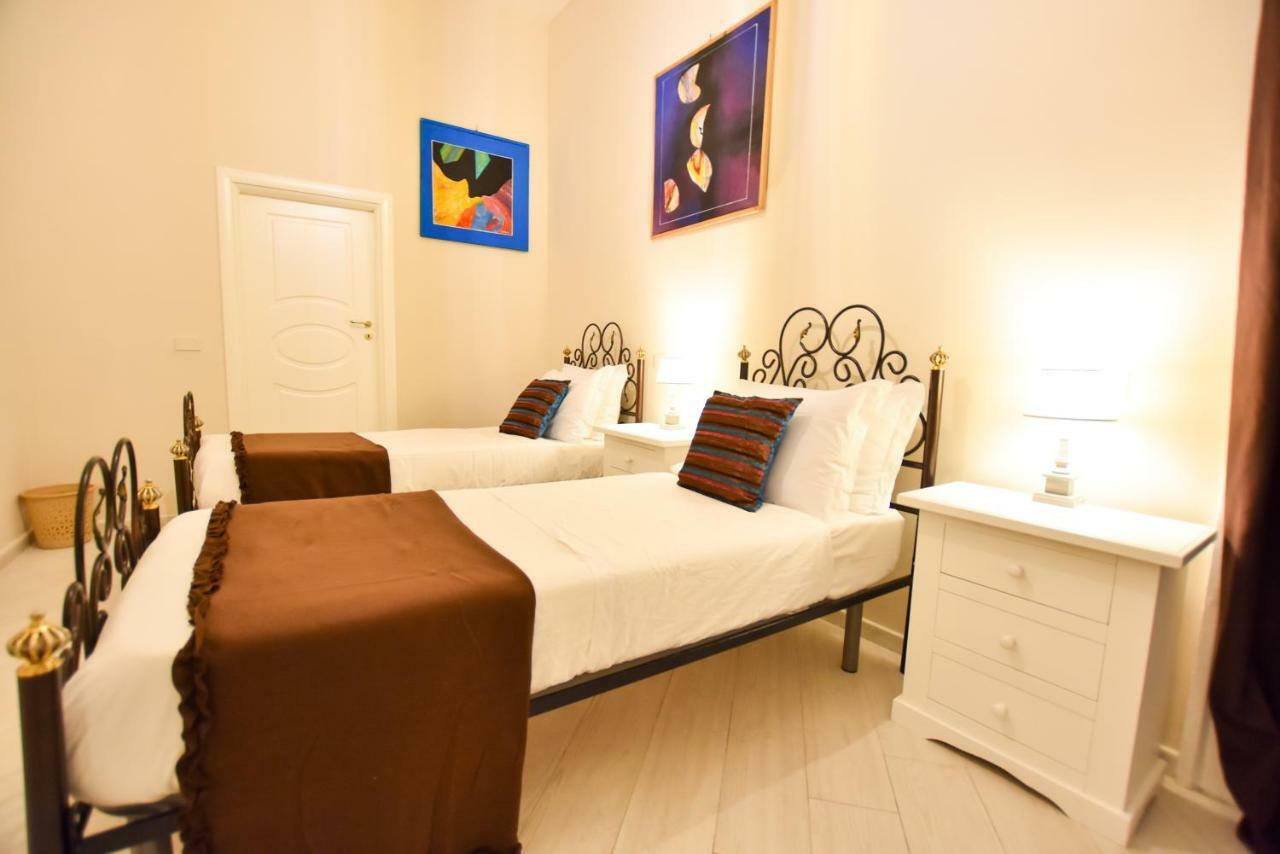 Domus Borbonica Bed & Breakfast Napoli Exterior foto