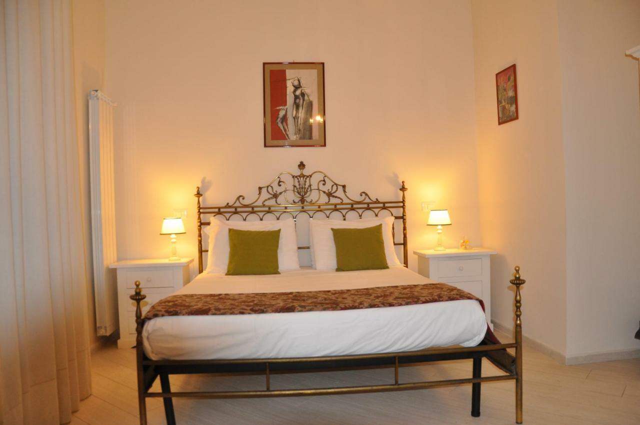 Domus Borbonica Bed & Breakfast Napoli Exterior foto