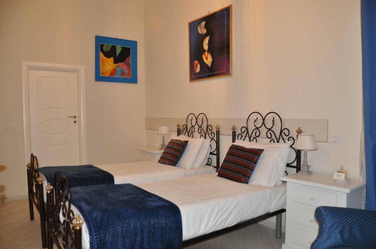 Domus Borbonica Bed & Breakfast Napoli Exterior foto