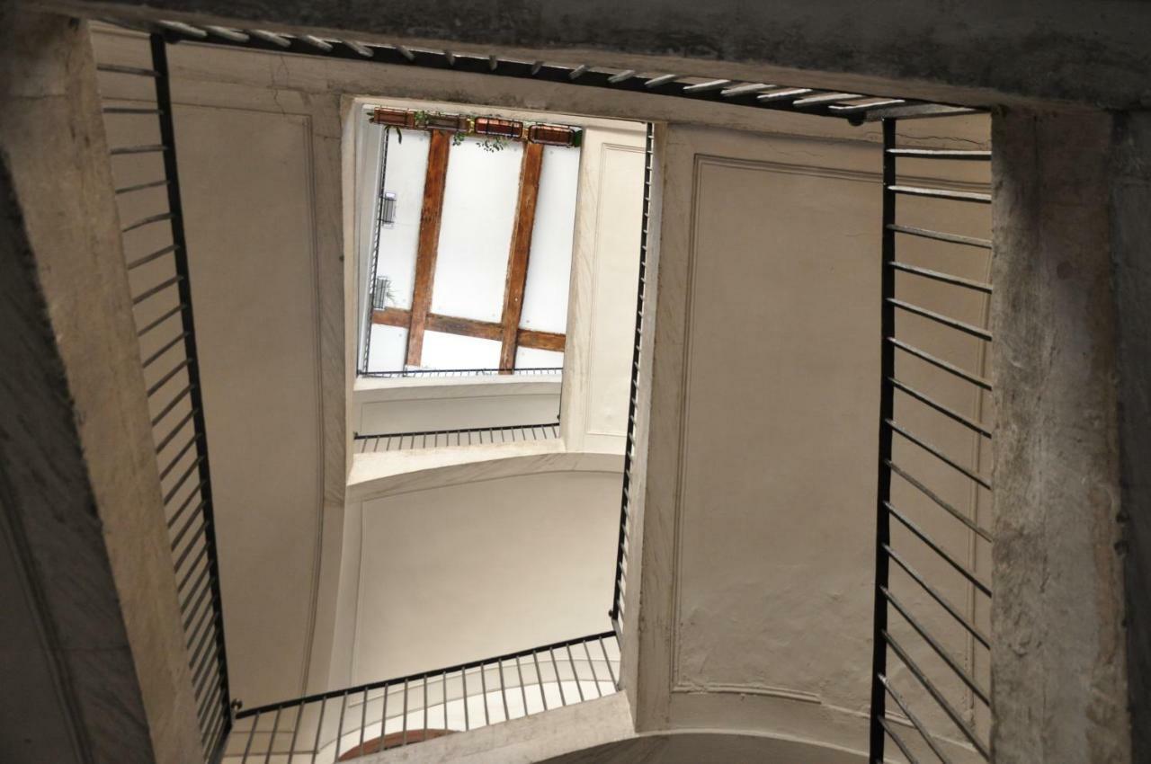 Domus Borbonica Bed & Breakfast Napoli Exterior foto